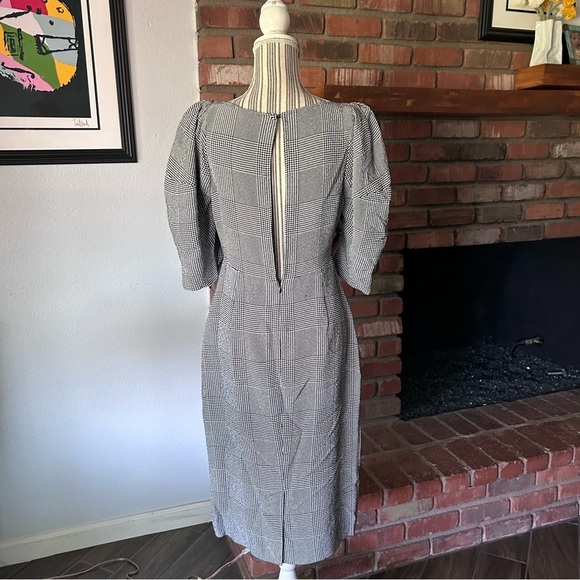 KHAITE Beatrice Puff Sleeve Houndstooth Print Sheath Dress in Black & White Sz 6 - Picture 8 of 11